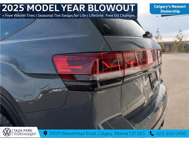 2025 Volkswagen Atlas 2.0 TSI Peak Edition (Stk: TS-0414) in Calgary - Image 10 of 25