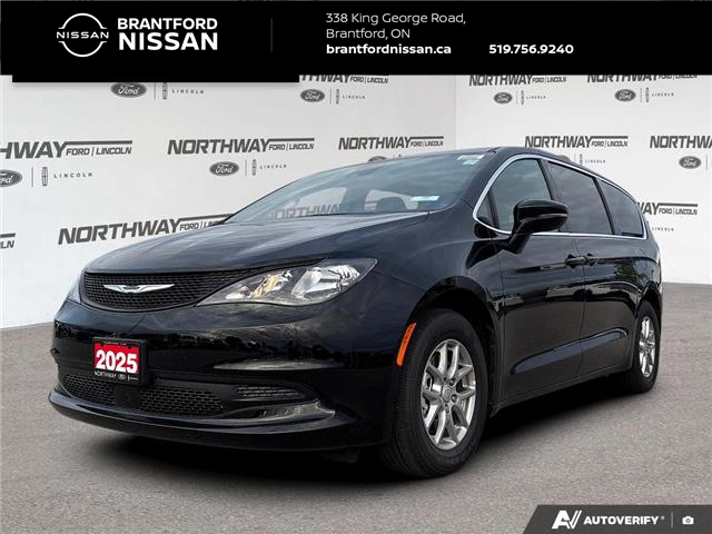 2025 Chrysler Grand Caravan SXT (Stk: P11694) in Brantford - Image 1 of 22