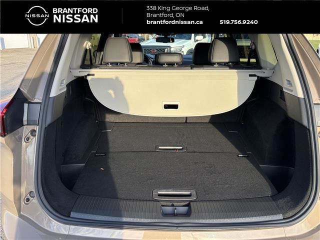 2024 Nissan Rogue Platinum (Stk: P6942) in Brantford - Image 22 of 28