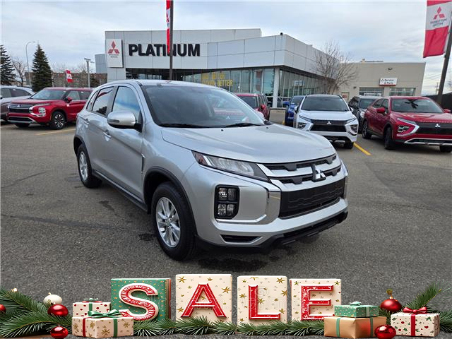 2024 Mitsubishi RVR SE (Stk: 8908) in Calgary - Image 1 of 24
