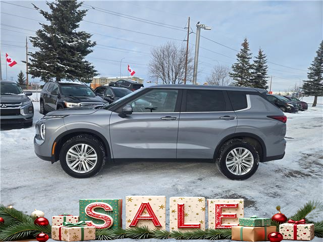 2024 Mitsubishi Outlander ES (Stk: 8922) in Calgary - Image 4 of 24