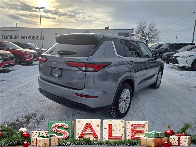2024 Mitsubishi Outlander ES (Stk: 8922) in Calgary - Image 7 of 24