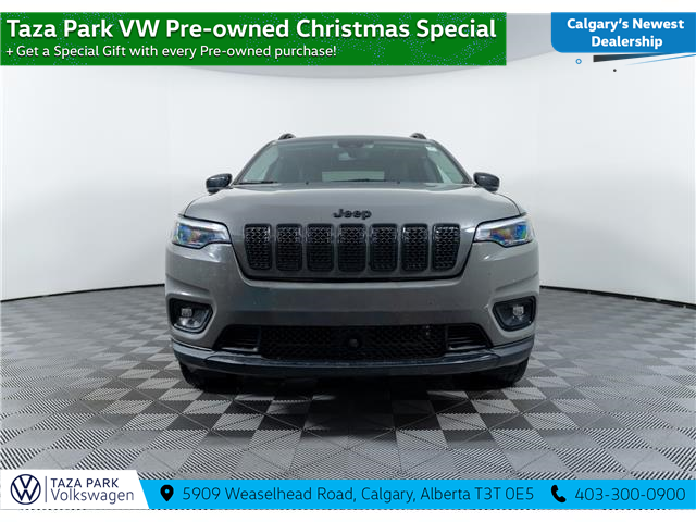 2022 Jeep Cherokee Altitude (Stk: TT-064A) in Calgary - Image 3 of 9