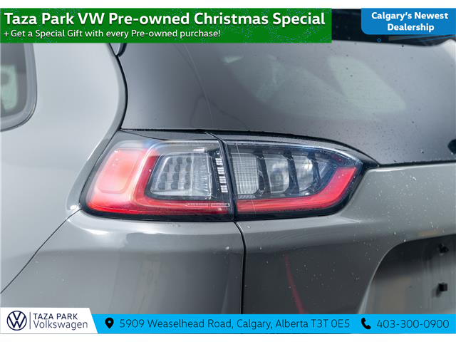 2022 Jeep Cherokee Altitude (Stk: TT-064A) in Calgary - Image 8 of 9