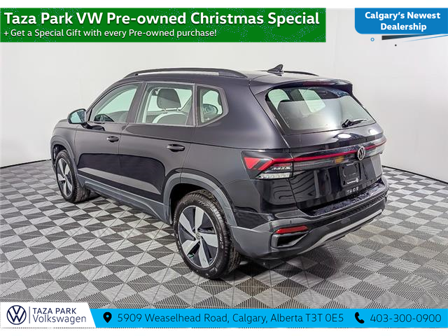 2025 Volkswagen Taos Trendline (Stk: TU0220) in Calgary - Image 8 of 21