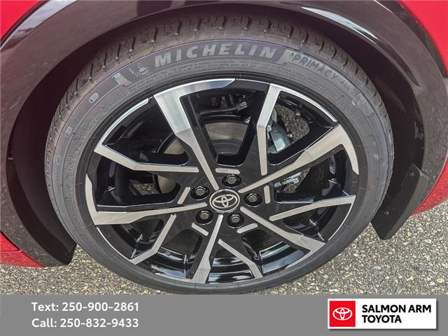 2026 Toyota Prius Plug-In Hybrid XSE (Stk: SATPP057494) in Salmon Arm - Image 6 of 25