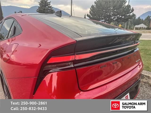 2026 Toyota Prius Plug-In Hybrid XSE (Stk: SATPP057494) in Salmon Arm - Image 11 of 25