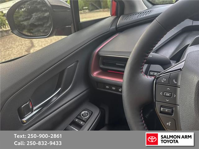 2026 Toyota Prius Plug-In Hybrid XSE (Stk: SATPP057494) in Salmon Arm - Image 17 of 25