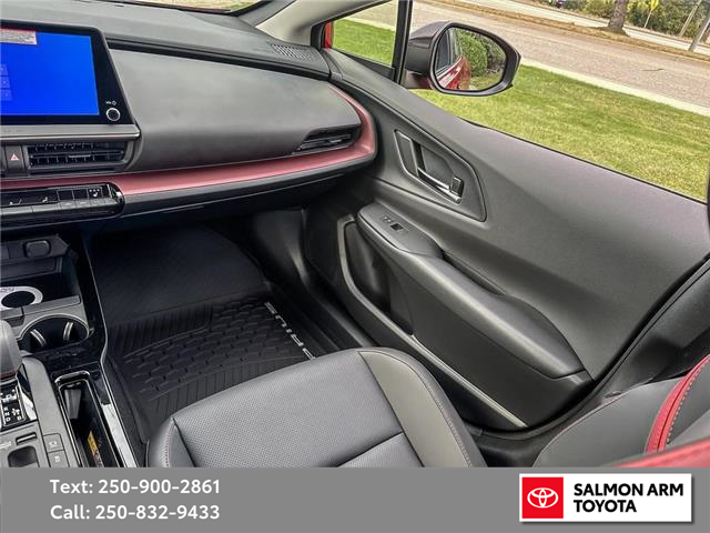 2026 Toyota Prius Plug-In Hybrid XSE (Stk: SATPP057494) in Salmon Arm - Image 25 of 25