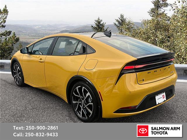 2026 Toyota Prius Plug-In Hybrid XSE Premium (Stk: SATPP057955) in Salmon Arm - Image 4 of 25
