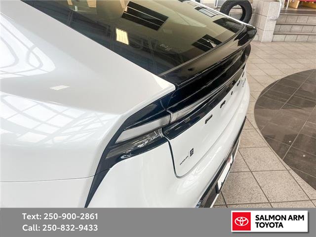2026 Toyota Prius Plug-In Hybrid XSE Premium (Stk: SATPP058080) in Salmon Arm - Image 11 of 25