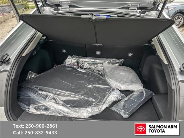 2026 Toyota Prius Plug-In Hybrid XSE (Stk: SATPP059771) in Salmon Arm - Image 12 of 25