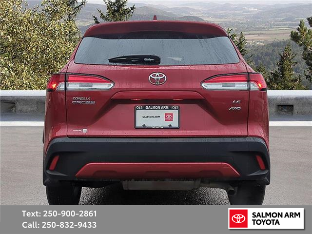 2024 Toyota Corolla Cross LE (Stk: SAT090922T) in Salmon Arm - Image 5 of 25
