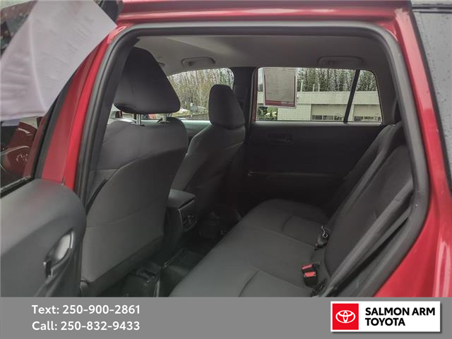 2024 Toyota Corolla Cross LE (Stk: SAT090922T) in Salmon Arm - Image 23 of 25