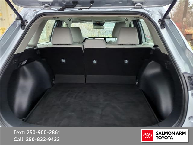 2024 Toyota Corolla Cross L (Stk: S92996LP) in Salmon Arm - Image 12 of 25