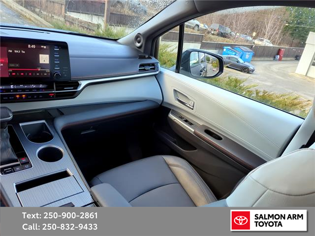 2024 Toyota Sienna XSE 7-Passenger (Stk: S111714P) in Salmon Arm - Image 25 of 25