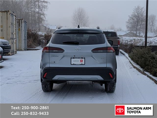 2026 Toyota Corolla Cross LE (Stk: SCC63852) in Salmon Arm - Image 5 of 25