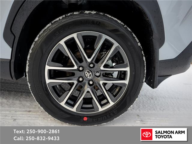 2026 Toyota Corolla Cross LE (Stk: SCC63852) in Salmon Arm - Image 6 of 25