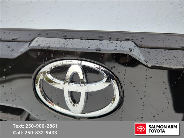 2026 Toyota Corolla Cross LE (Stk: SCC63852) in Salmon Arm - Image 9 of 25