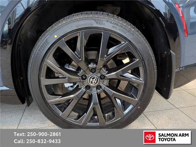 2026 Toyota Crown Signia Limited (Stk: SCR36531) in Salmon Arm - Image 6 of 25