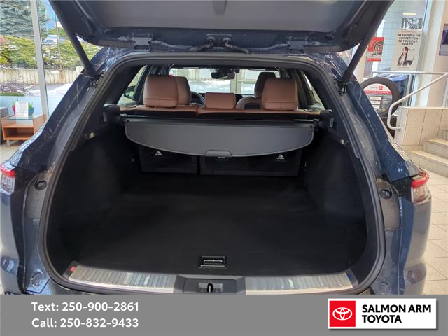 2026 Toyota Crown Signia Limited (Stk: SCR36531) in Salmon Arm - Image 12 of 25