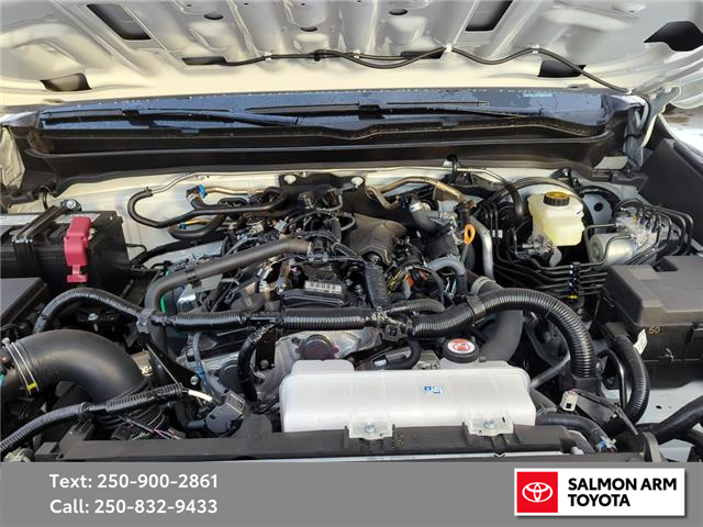 2025 Toyota Tacoma Base (Stk: SATTA089429) in Salmon Arm - Image 10 of 25