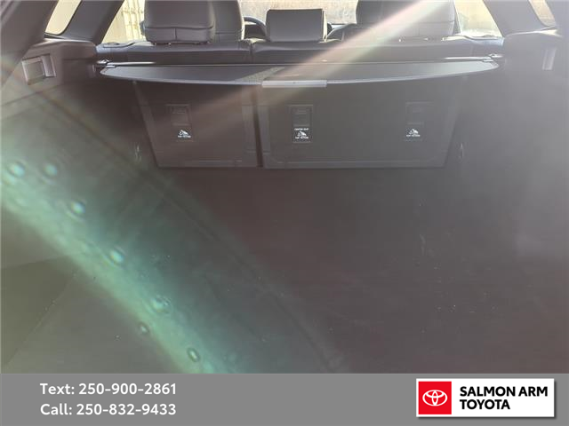 2026 Toyota Crown Signia Limited (Stk: SCS37993) in Salmon Arm - Image 12 of 25 2026 Toyota Crown Signia Limited (Stk: SCS37993) in Salmon Arm - Image 12 of 25