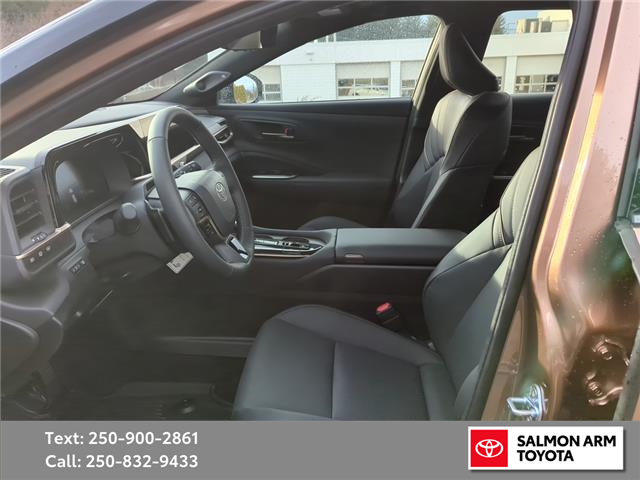 2026 Toyota Crown Signia Limited (Stk: SCS37993) in Salmon Arm - Image 13 of 25 2026 Toyota Crown Signia Limited (Stk: SCS37993) in Salmon Arm - Image 13 of 25