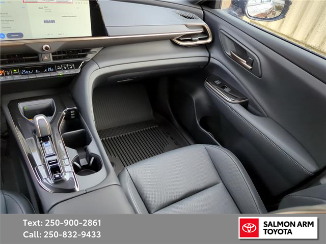 2026 Toyota Crown Signia Limited (Stk: SCS37993) in Salmon Arm - Image 25 of 25 2026 Toyota Crown Signia Limited (Stk: SCS37993) in Salmon Arm - Image 25 of 25