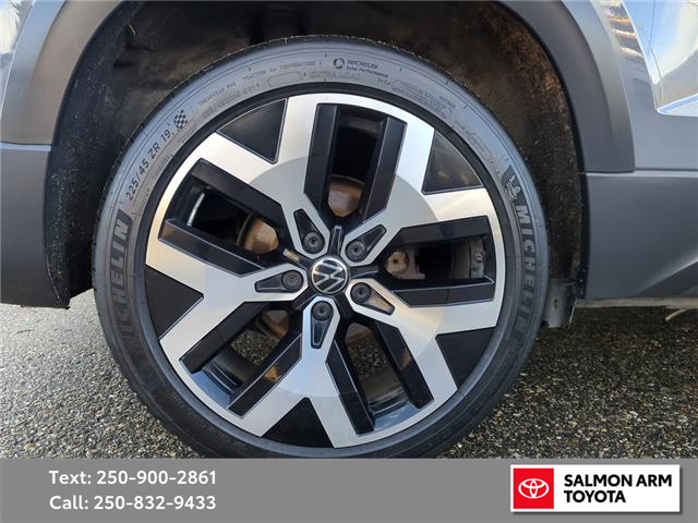 2022 Volkswagen Taos Highline (Stk: S27436P) in Salmon Arm - Image 6 of 25