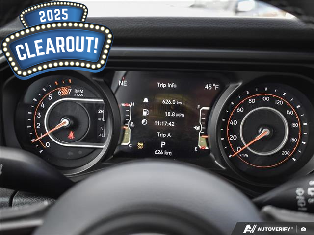 2025 Jeep Wrangler Sport (Stk: 44550) in Kitchener - Image 15 of 27
