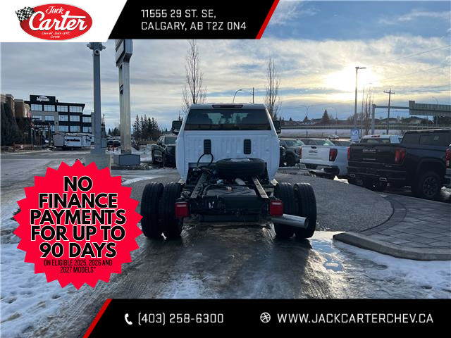 2026 GMC Sierra 3500HD Chassis SLE (Stk: TF185139) in Calgary - Image 4 of 21