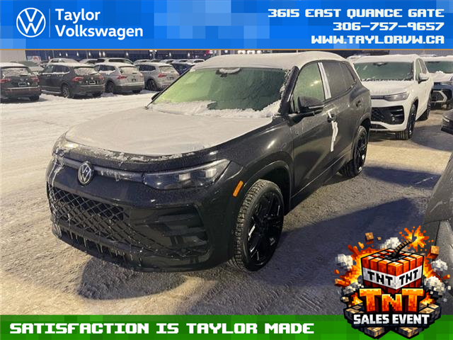 2026 Volkswagen Tiguan Comfortline R-Line Black Edition (Stk: 260182) in Regina - Image 1 of 5