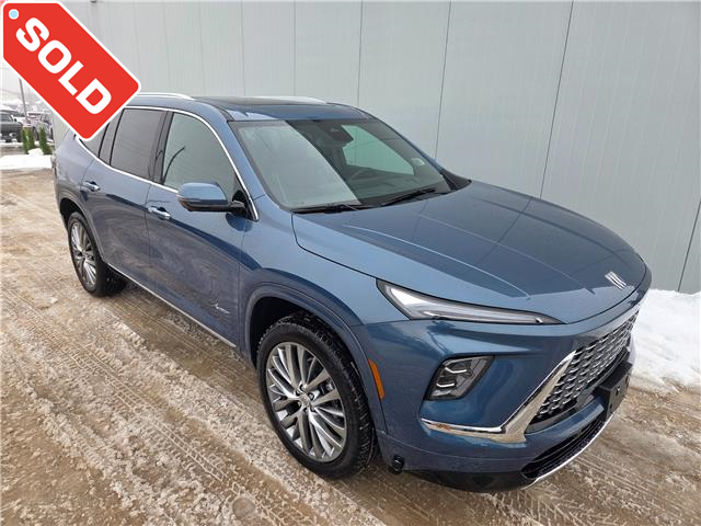 Used 2025 Buick Enclave Avenir Sunroof | Tech Package | 7-Passenger | 22