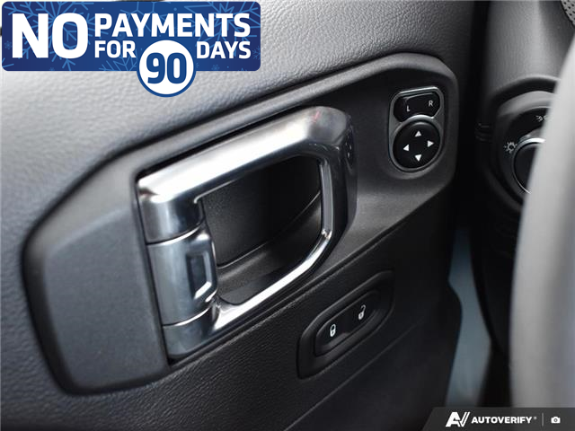 2026 Jeep Wrangler Rubicon (Stk: 44586) in Kitchener - Image 17 of 27