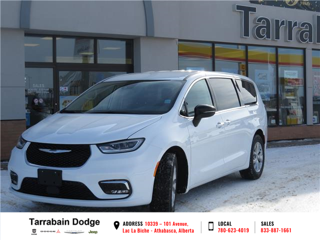 2024 Chrysler Pacifica Touring-L (Stk: B0646) in Lac La Biche - Image 1 of 28