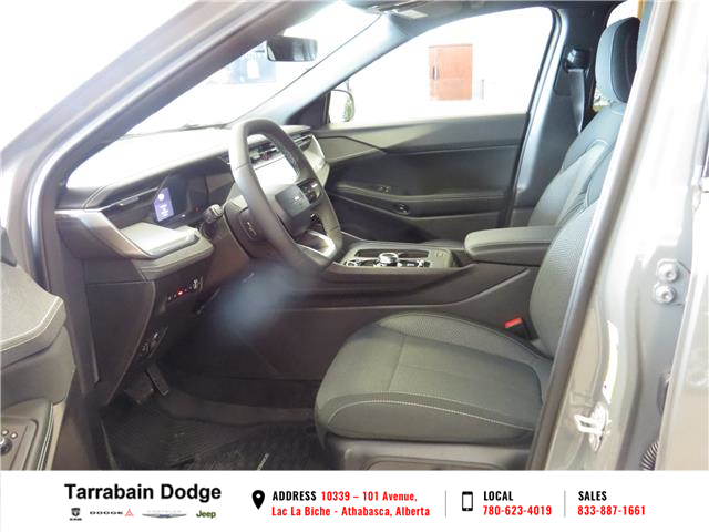 2026 Jeep Cherokee Laredo/Limited (Stk: 7390) in Lac La Biche - Image 8 of 28