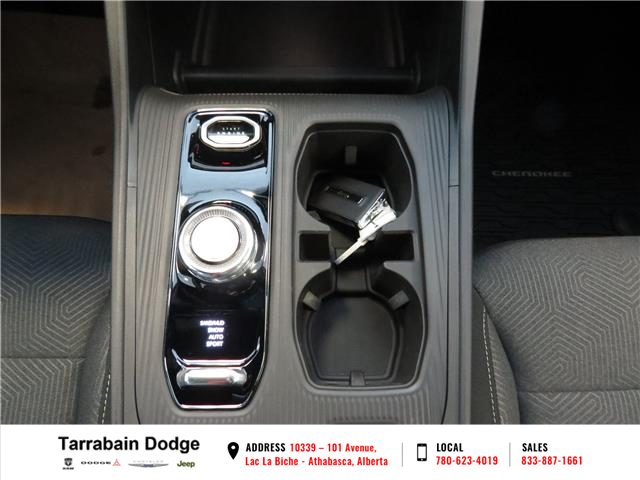 2026 Jeep Cherokee Laredo/Limited (Stk: 7390) in Lac La Biche - Image 19 of 28