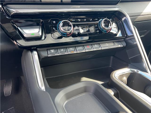 2025 GMC Sierra 2500HD Denali (Stk: SF365443) in Calgary - Image 16 of 23 2025 GMC Sierra 2500HD Denali (Stk: SF365443) in Calgary - Image 16 of 23