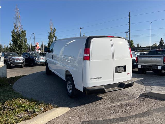 2025 GMC Savana 2500 Work Van (Stk: S1264500) in Calgary - Image 3 of 18