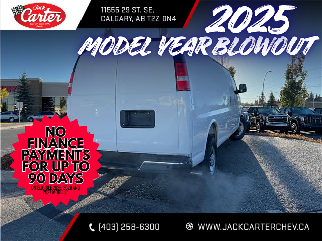 2025 Chevrolet Express 3500 Work Van (Stk: S1267132) in Calgary - Image 5 of 18