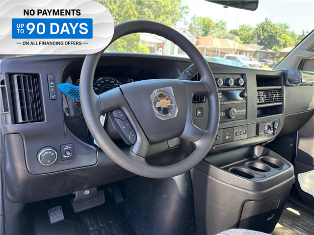 2025 Chevrolet Express 2500 Work Van (Stk: TS227009) in Caledonia - Image 28 of 34