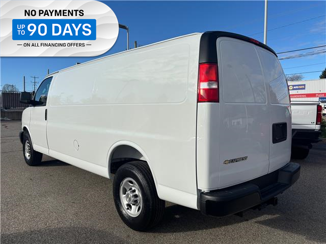 2025 Chevrolet Express 2500 Work Van (Stk: TS227009) in Caledonia - Image 3 of 34
