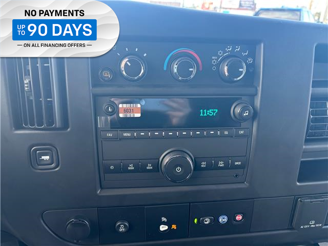 2025 Chevrolet Express 2500 Work Van (Stk: TS227009) in Caledonia - Image 30 of 34