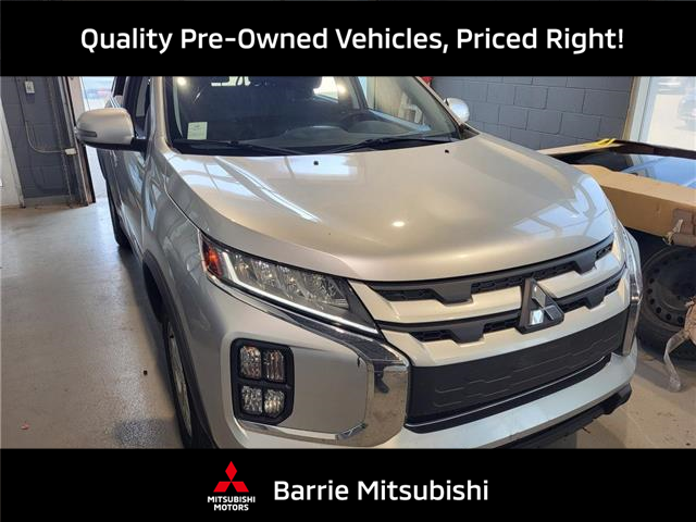 2022 Mitsubishi RVR (Stk: S0195A) in Barrie - Image 1 of 48 2022 Mitsubishi RVR (Stk: S0195A) in Barrie - Image 1 of 48