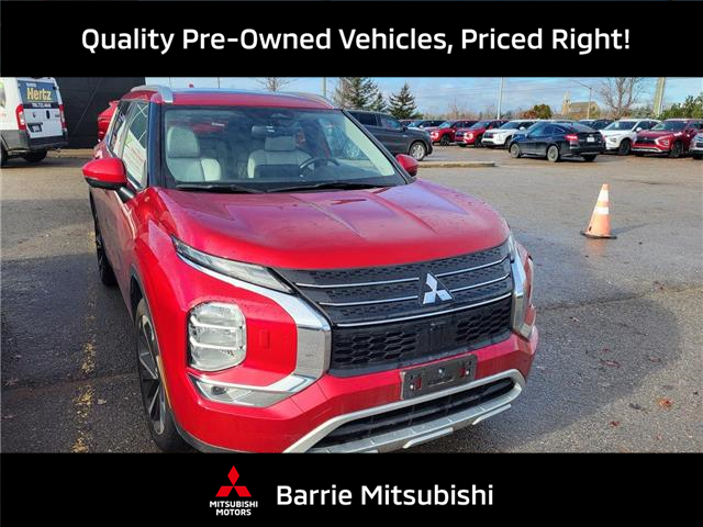 2024 Mitsubishi Outlander Red with 28,500km at $37,998