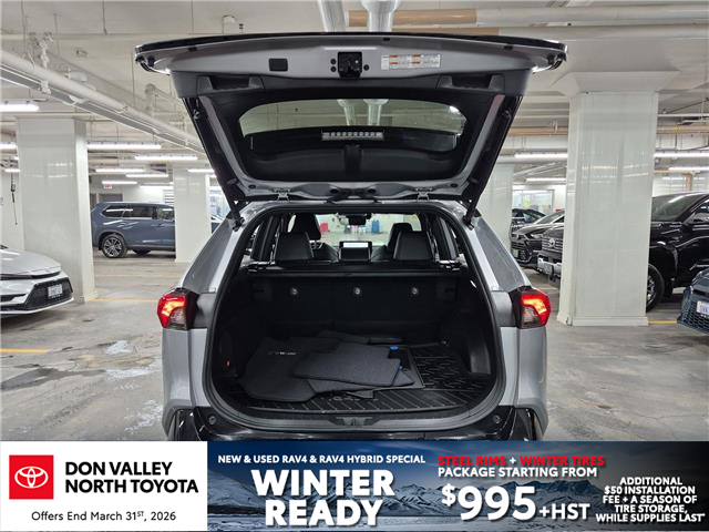 2025 Toyota RAV4 Hybrid XSE (Stk: 10U6399) in Markham - Image 29 of 34