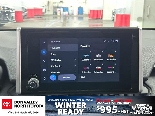 2024 Toyota RAV4 Hybrid XLE (Stk: 10119829A) in Markham - Image 19 of 34