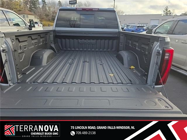 2026 GMC Sierra 2500HD SLT (Stk: 22775) in Grand Falls-Windsor - Image 5 of 11