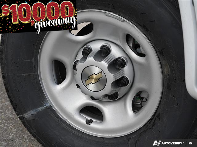 2026 Chevrolet Express 3500 Work Van (Stk: 42855) in Georgetown - Image 9 of 28